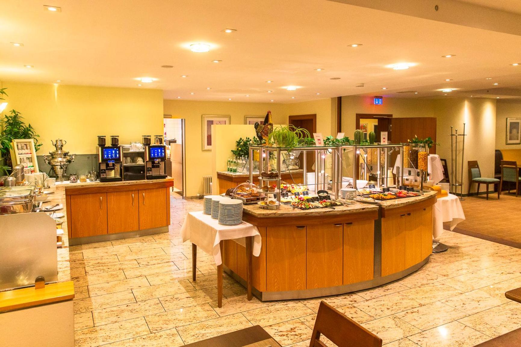 Hotel Scheffelhoehe Bruchsal Esterno foto